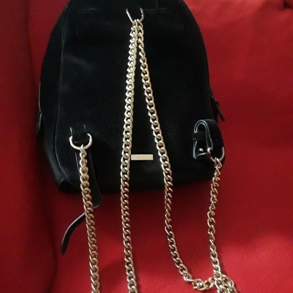 velvet ALDO back - Picture 3 of 7